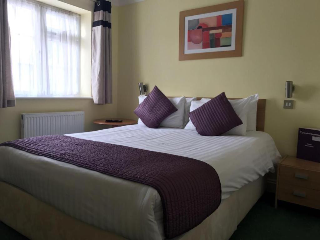 Harefield Manor Hotel Romford Kültér fotó