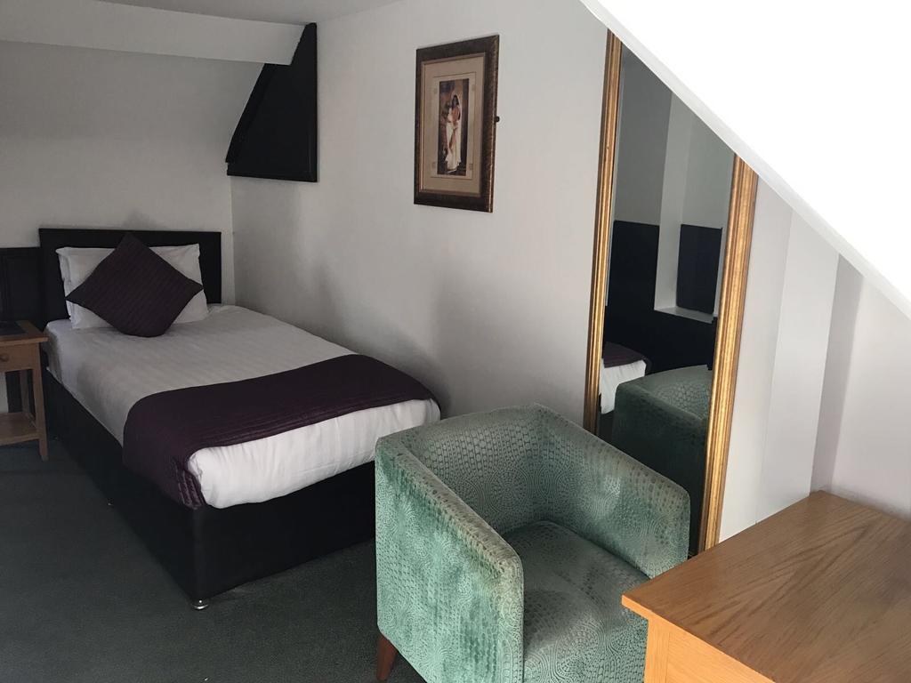 Harefield Manor Hotel Romford Kültér fotó