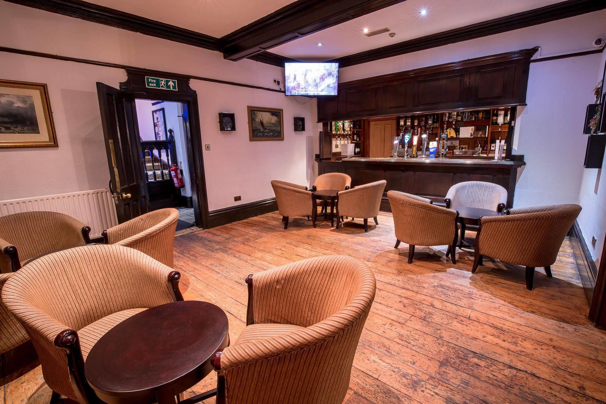 Harefield Manor Hotel Romford Kültér fotó